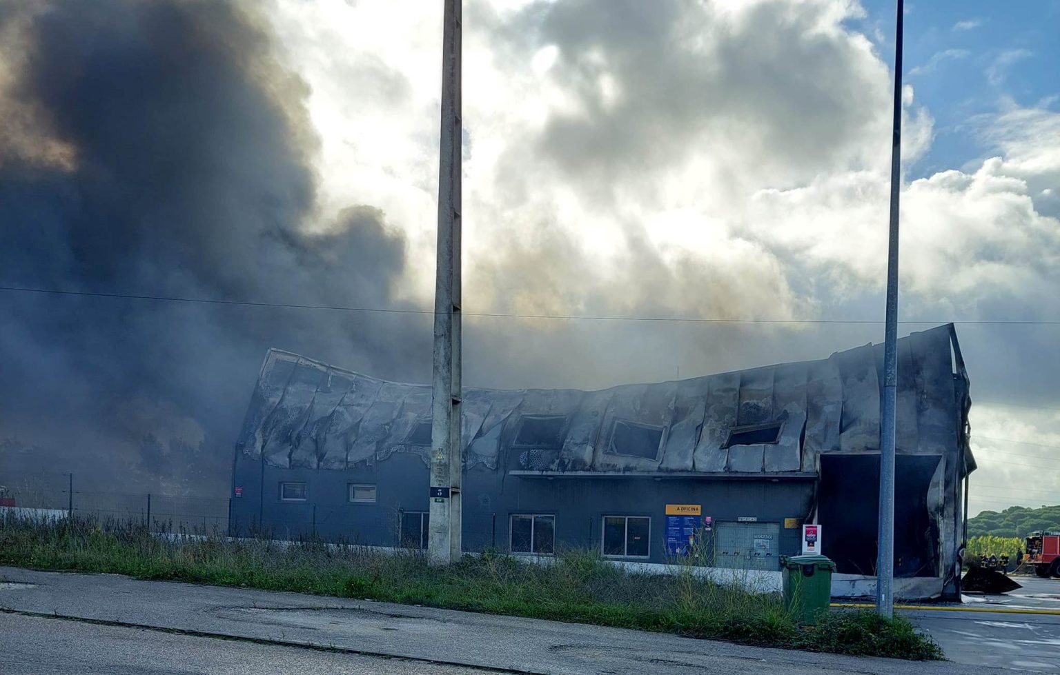 incendio oficina 182930605085415 1705585299696280076 n