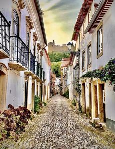 Concorda com o fim da calçada tradicional nas ruas do centro histórico? rua sinagoga 0798118299400 3253360360002854347 n