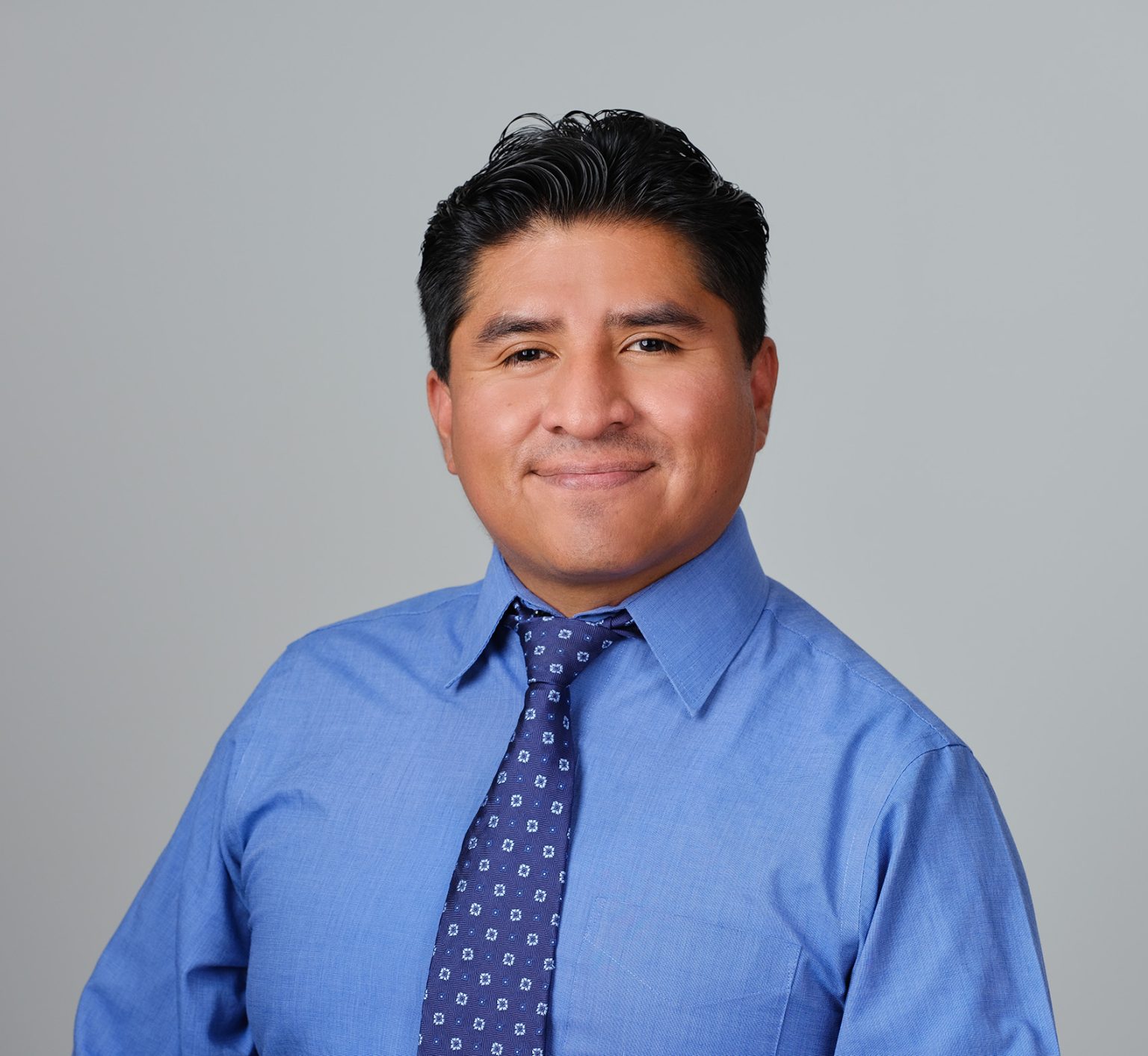 Especialista em Engenharia de Software Explica o Conhecimento Compartilhado no Trabalho em Equipe IsraelLopez ProfessionalProfilePicture 1