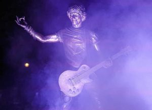 Foi um tomarense que fez a estátua de Zé Pedro (Xutos & Pontapés) barbosa 712179048362522178 n