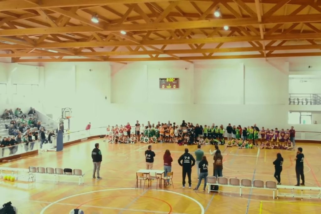 Basquetebol do SCOCS trouxe a Tomar “Sábado há… Rookies”. basq