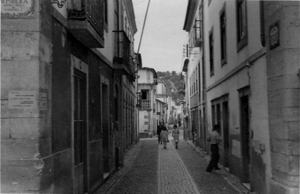 Anúncios publicados há 70 anos 2789373597 fotos atinga de ruas de tomar anos 40 e 50