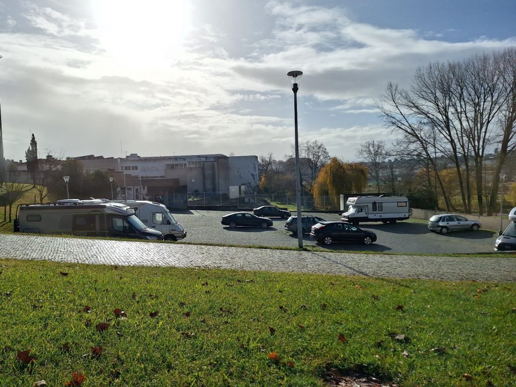Com parque fechado durante um mês, caravanistas procuram alternativas caravanas 20250106 104050
