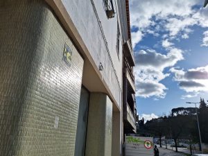 Novos prédios não cumprem alinhamento urbanístico predio 20250323 170035