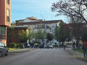 Colisão entre mota e carro provoca um ferido 20250408 190719