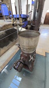 Ainda sou do tempo dos lagares de tapetes: um lamento pelo abandono da cooperativa de Montes Imagem WhatsApp 2025 05 12 as 19.11.32 b997fee3