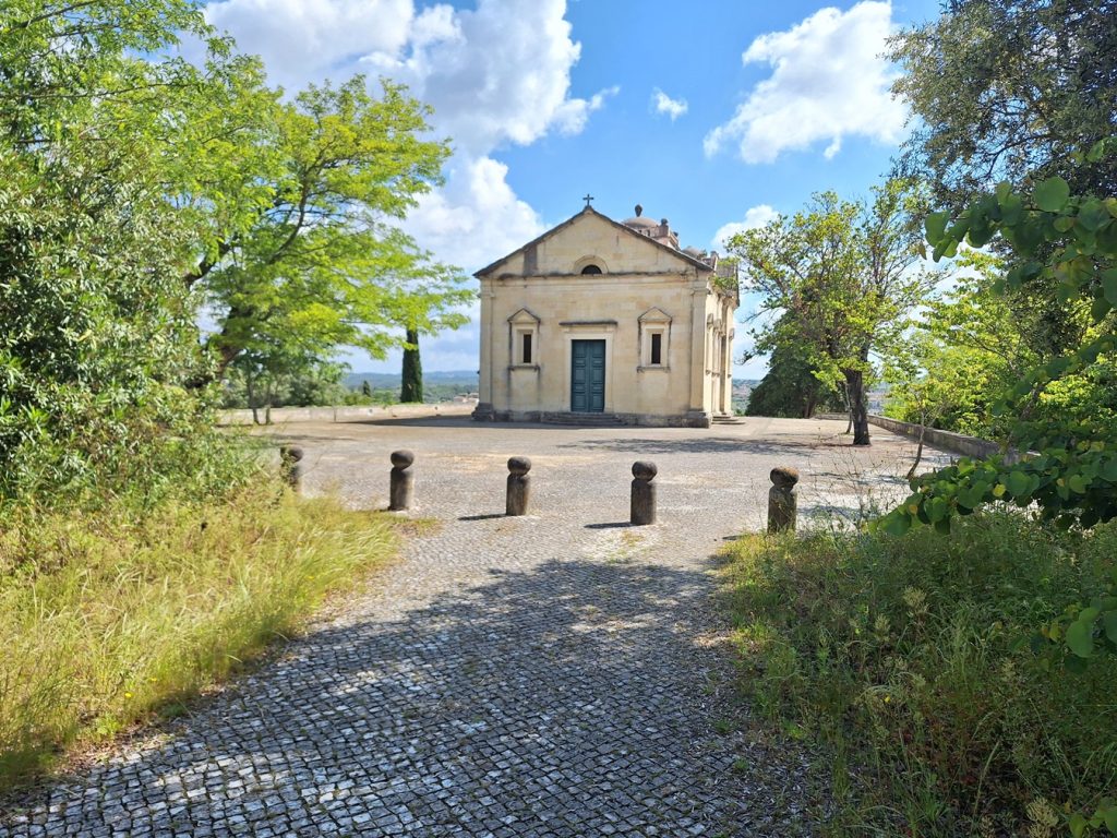 Ermida Nª Srª da Conceição: Convento limpa, câmara não ermida 20250511 103642
