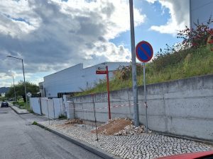 Mais painéis publicitários em Tomar (c/ fotos) mupi 20250504 180019