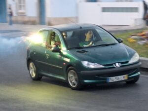 Praceta Alves Redol de novo “pintada” de verde sporting 20250525 204251