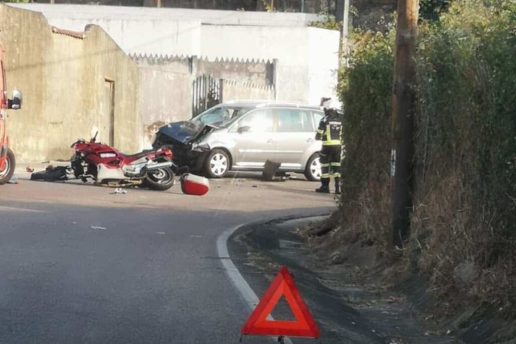 Motociclista ferido com gravidade em colisão com carro IMG 20250614 WA0005 Copia