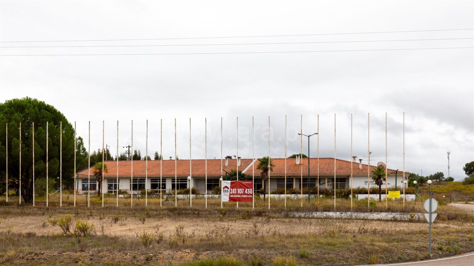 Antigo hotel do Pego (Abrantes) à venda por 1 milhão e meio de euros hotel pego 1