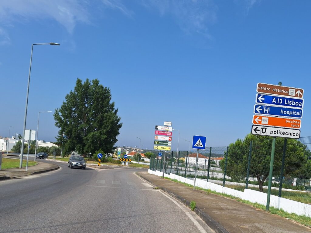 Uma sugestão de nome para esta rotunda rotunda 20250623 092724