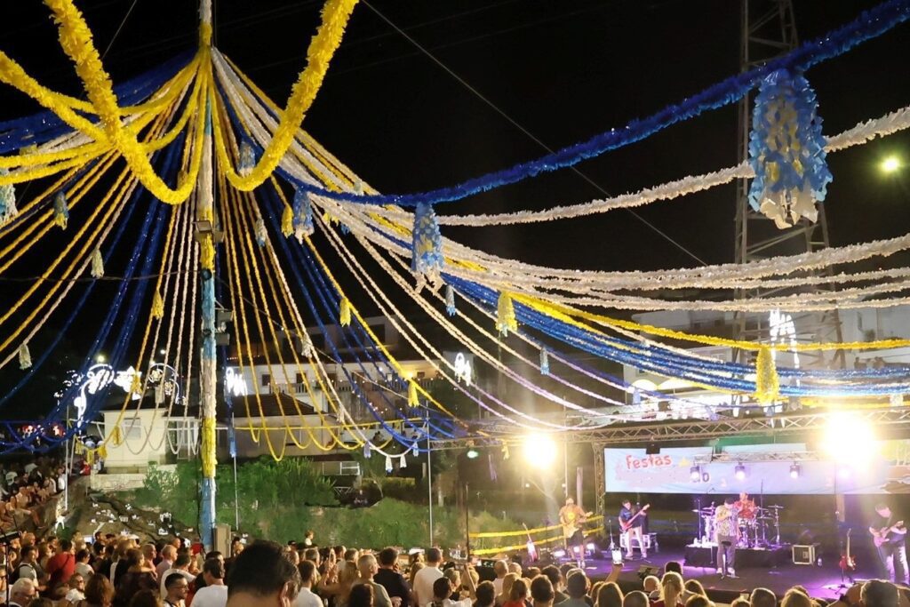 Roteiro das festas populares festas 34170515375252 6505870816094935765 n