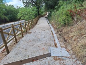 Novo passadiço no pinhal de Santa Bárbara sem ligação ao bairro Nª Srª dos Anjos pinhal de santa barbara 20250712 103434