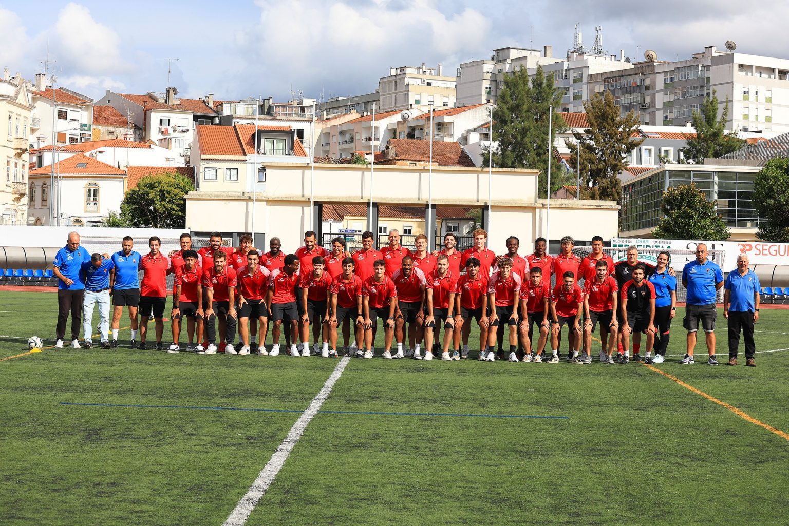 Equipa do União de Tomar 2025-2026. Foto de João Flores