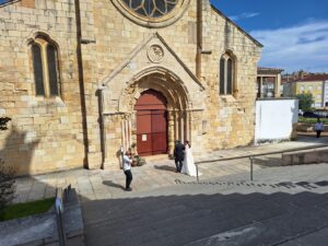 Câmara mandou desmontar andaime para casamento VIP na igreja de Santa Maria do Olival casamento igreja santa maria do olival 20250906 160001