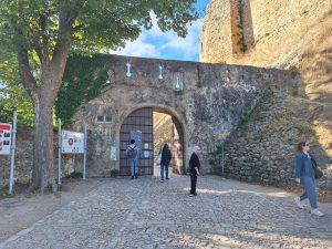 Convento de Cristo fechado: centenas de turistas “batem com o nariz na porta” convento greve 20251005 100407