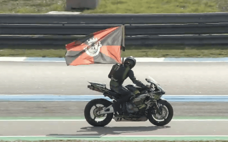 Motociclismo: Tiago Pires sagrou-se vice-campeão motoc tiago Captura de ecra 2025 10 26 as 14.31.57