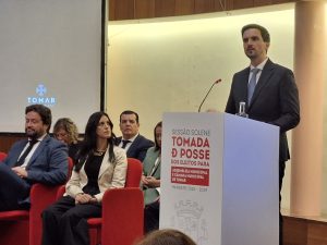 Centenas assistiram à tomada de posse dos novos eleitos em Tomar 20251103 232134