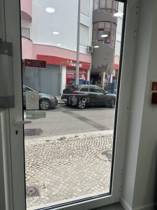 FastWash abre segunda lavandaria self-service em Tomar 574579056 1350977009698733 5539579152458807527 n