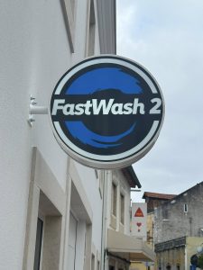 FastWash abre segunda lavandaria self-service em Tomar 574579921 1350976923032075 6072210451538065984 n