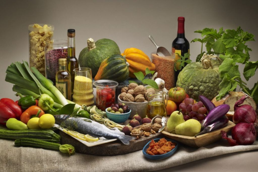 Flexibilidade à mesa, responsabilidade ambiental alimentacao dieta mediterranica