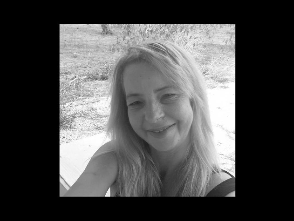 Mulher encontrada morta em casa trabalhava para a câmara catarina