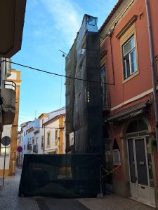 Onde pára a fiscalização? Obras sem alvará? alvara 20251102 163447