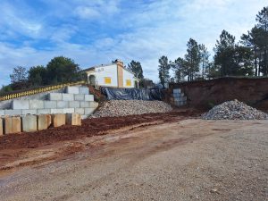 Lembra-se do muro que ruiu na Venda Nova? Veja como está agora muro venda nova 20260104 110748