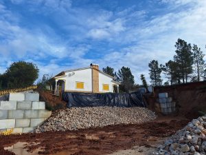 Lembra-se do muro que ruiu na Venda Nova? Veja como está agora muro venda nova 20260104 110818