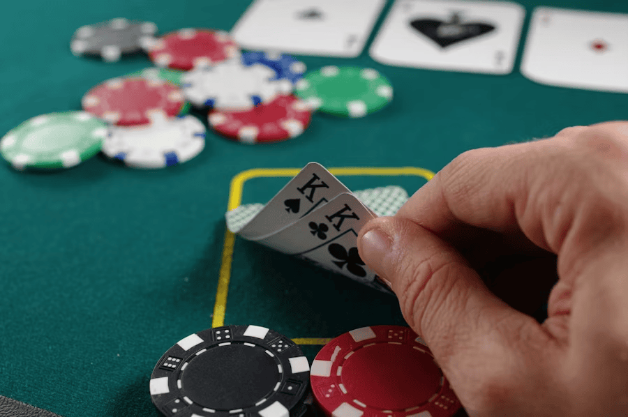 Póquer online vs póquer de casino: qual é a opção certa para si? a