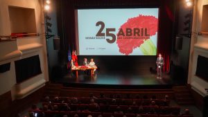 25 abril assembleia 15