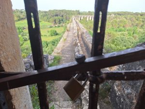 Aqueduto dos Pegões fechado a cadeado aqueduto pegoes20260420 183240