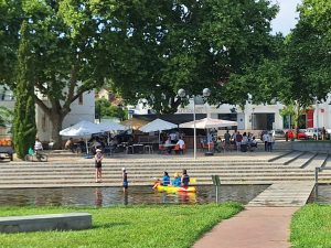 Quem quer explorar um bar no Parque Ribeirinho da Barquinha? esplanada vn barquinha 20260426 173537