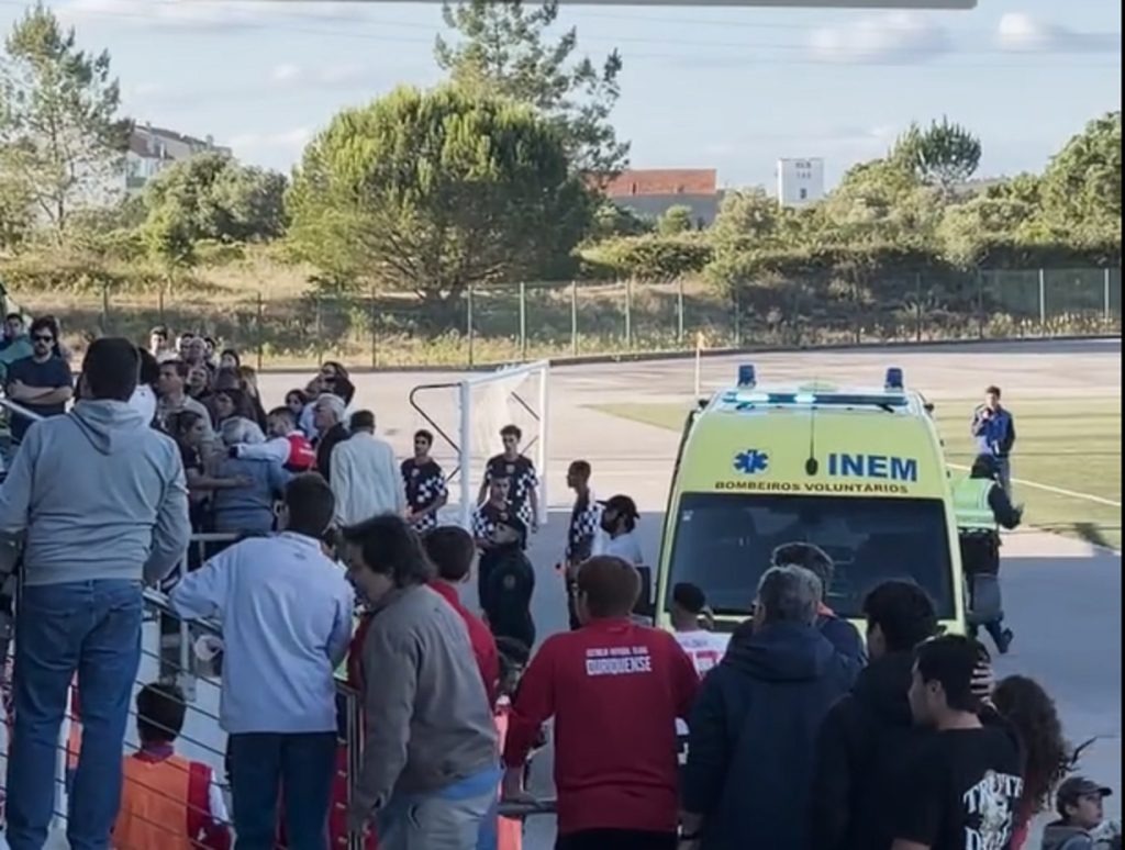 Idosa morre a ver o neto jogar futebol atalaia