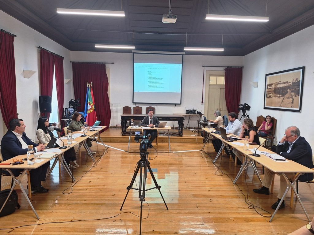 Câmara assina contrato com a rádio Hertz por mais de 90 mil euros camara 20260420 152503
