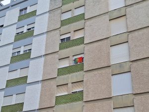 Menos bandeiras de Portugal nas varandas e janelas Menos bandeiras de Portugal nas varandas e janelas