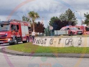 Carro fica imobilizado na rotunda à entrada da Golegã golrg 381196217438840 1174872635283472010 n