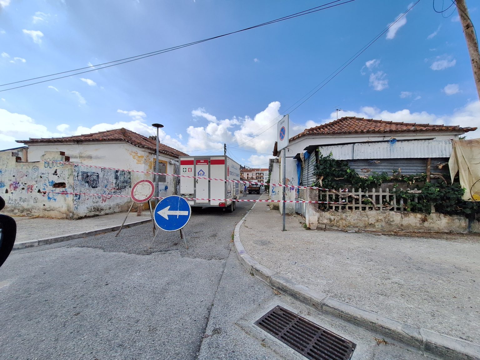Começou a demolição do principal bairro social do Entroncamento 20260724 101251