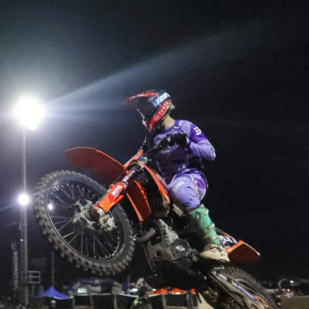 Tomás Santos consegue novo pódio no Supercross em Lustosa Tomas 8420308869195675 4385661767642392149 n