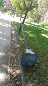 Um candeeiro tombado e alguns estragos no jardim da Várzea Pequena candeeiro varzea pequena IIMG 20260707 WA0031