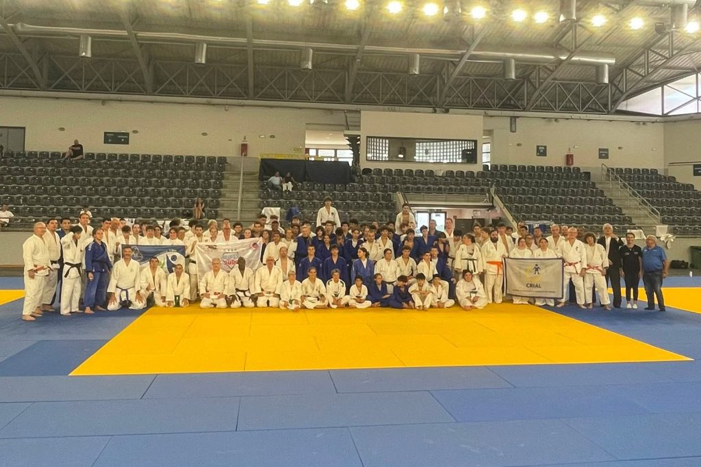 Mais de 150 judocas participam em mega treino inclusivo em Tomar judo 378035113 6911499180656131464 n