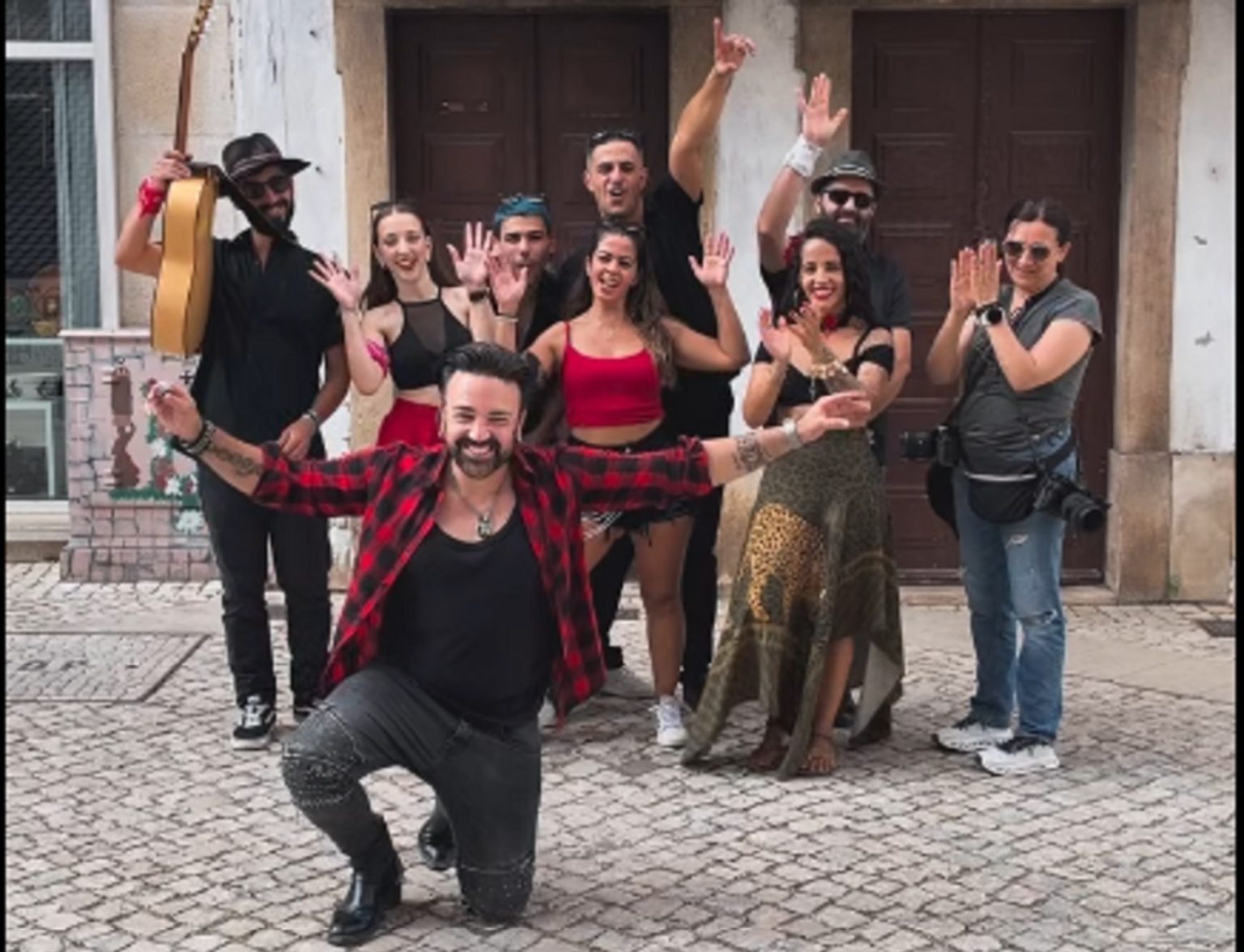 Nuno Ricky lança novo tema (c/ vídeos) nuno ricky