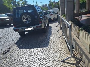 Mais situações de estacionamento ilegal em Tomar (c/ fotos) estac 20260802 095117