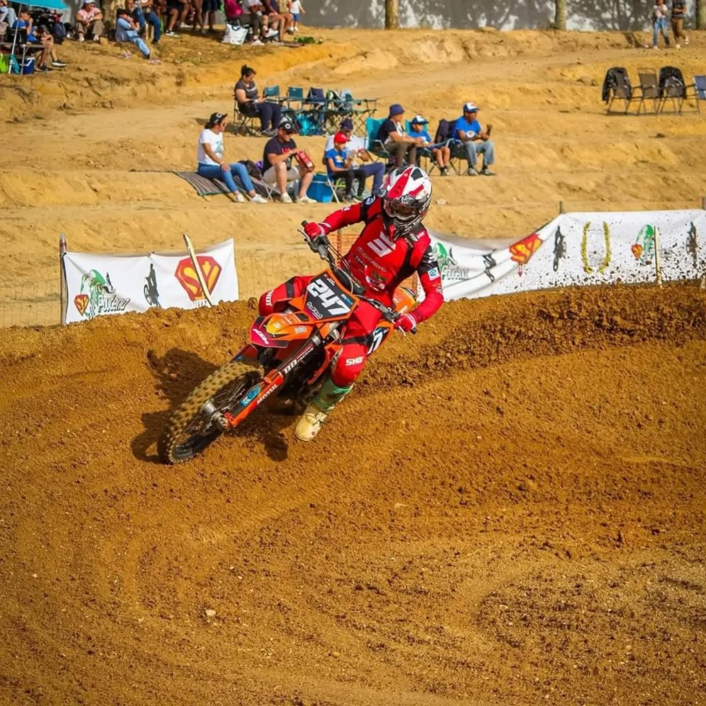 Tomás Santos não foi feliz na jornada dupla de Supercross com (nova) polémica à mistura tomas 18422857603195675 724612697982997250 n
