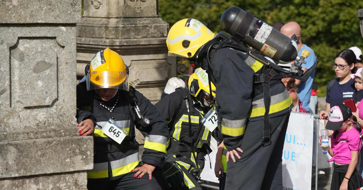 Bombeiros do Médio Tejo participaram nos Escadórios da Humanidade Bombeiros do Médio Tejo participaram nos Escadórios da Humanidade