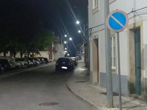 Estacionamento ilegal continua em Tomar (c/ fotos) estac 88473041688 447362129177845930 n