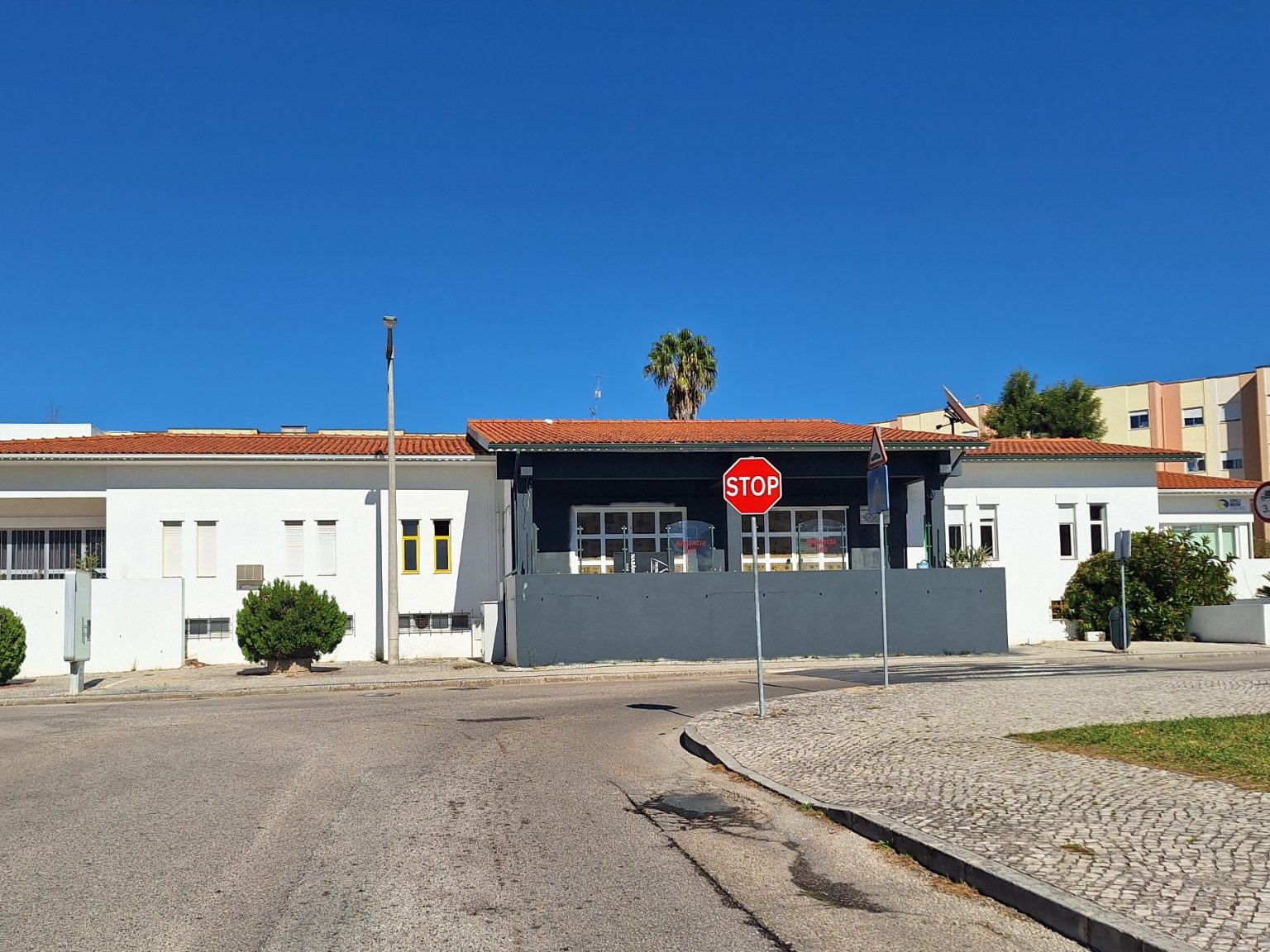 Café da Nabância pintado de preto nabancia 20261028 124629
